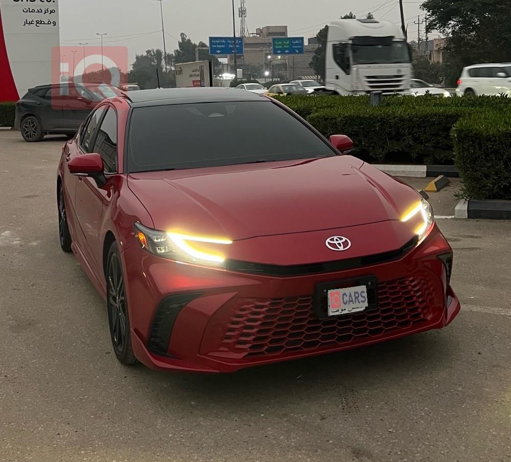 تۆیۆتا کامری